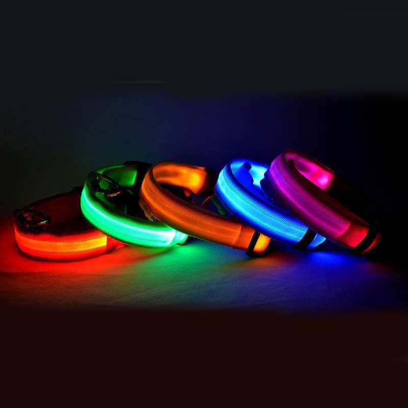 Lysande justerbart LED-halsband för hundar och katter– lysande, blinkande (glow in the dark)
